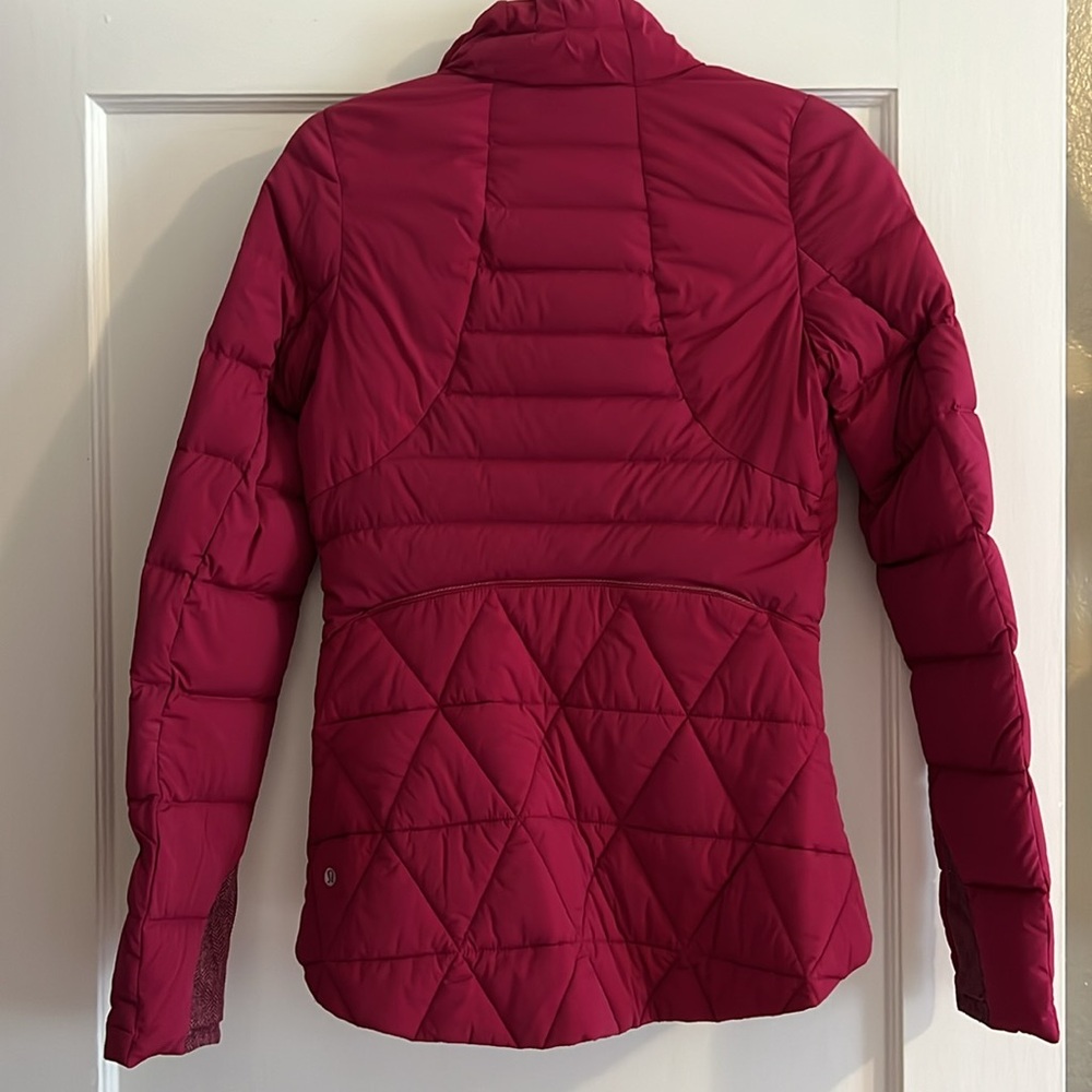 Lululemon Fluffed Up Jacket - Picture 5 of 6